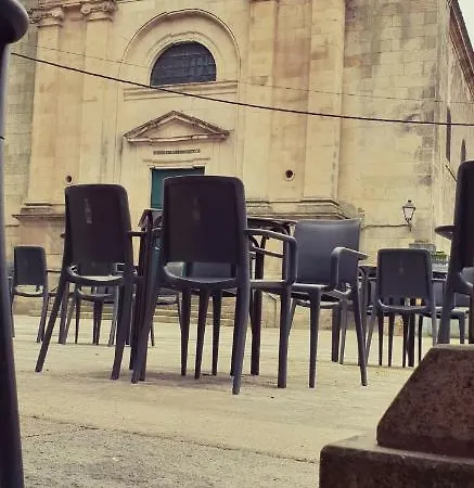 Rossol Church Square Hostel Padrón