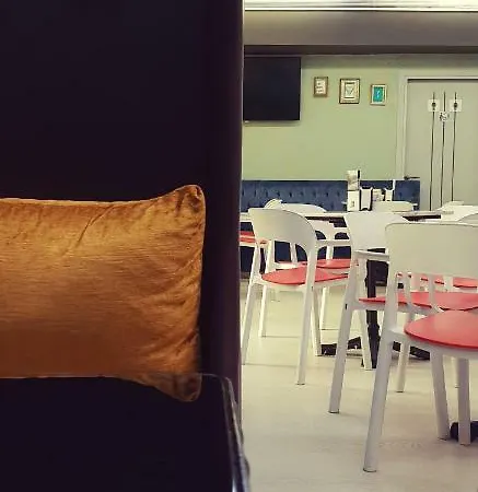 Rossol Church Square Hostel Padron